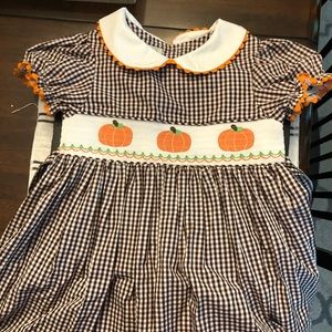 Girls autumn dress